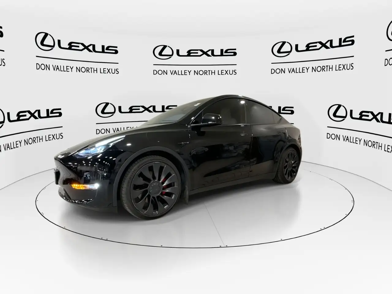Tesla Model Y - Image 4