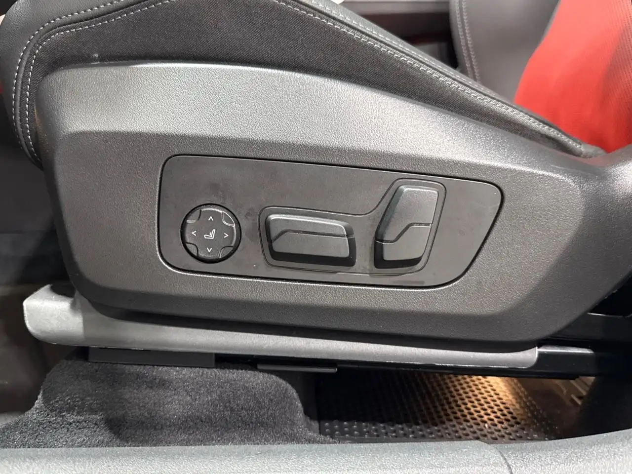 BMW X1 - Image 5