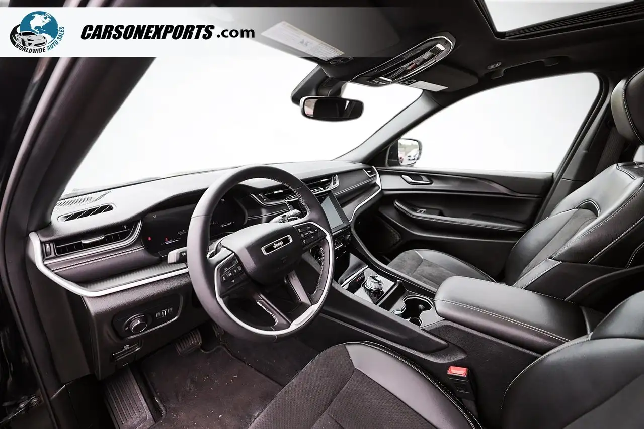 Jeep Grand Cherokee - Image 12