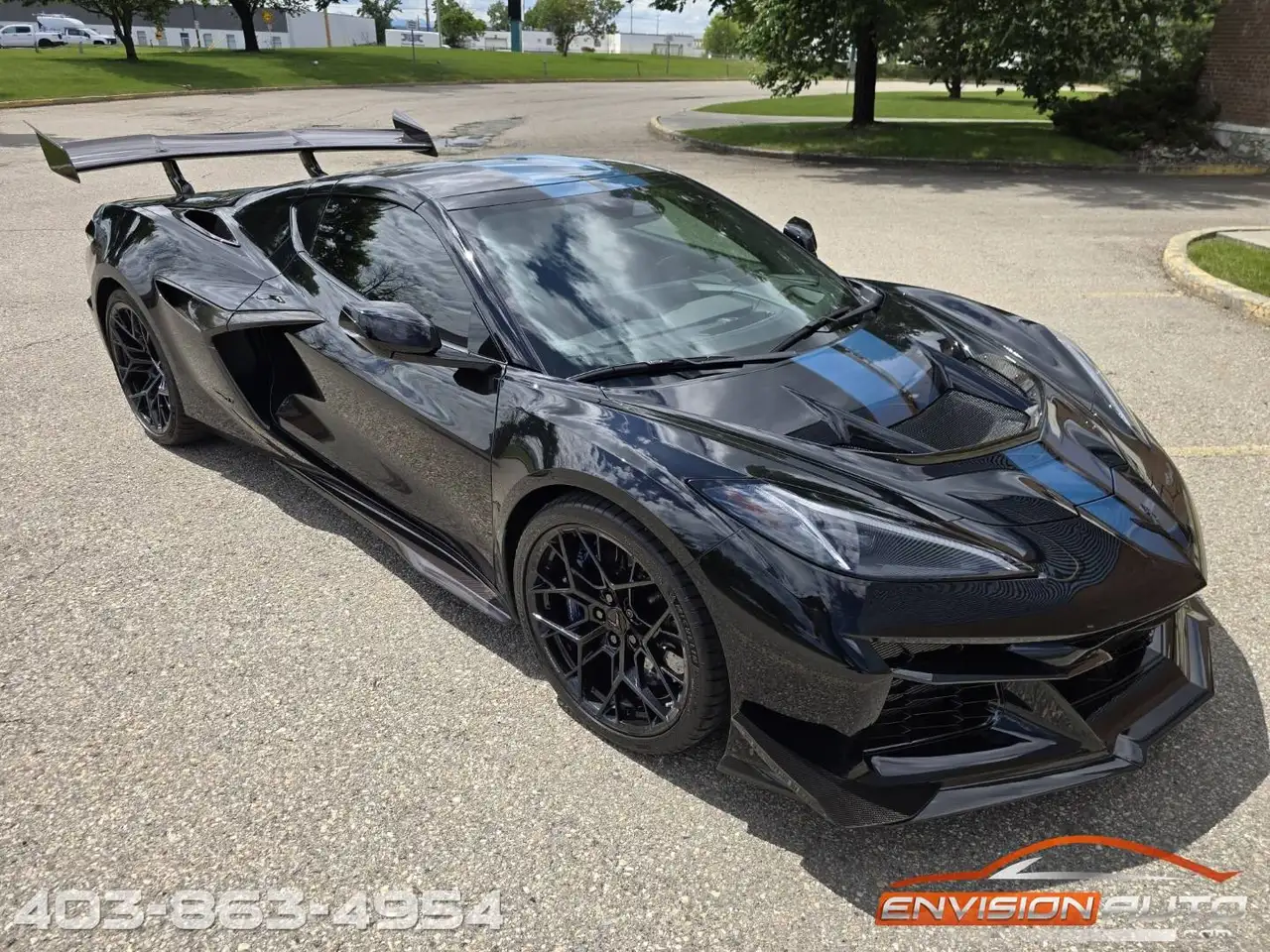 Chevrolet Corvette - Image 29