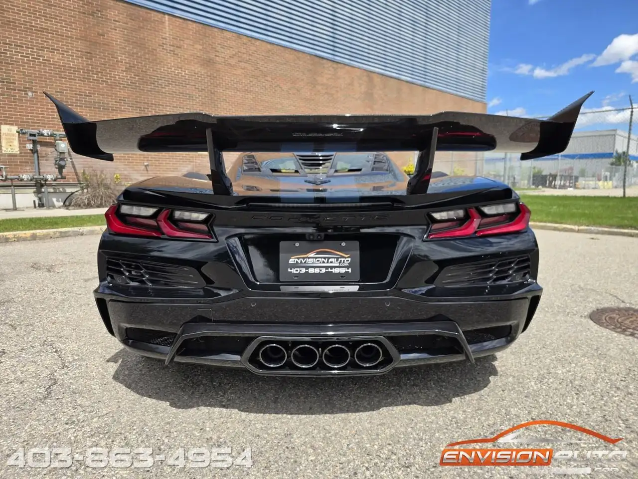 Chevrolet Corvette - Image 16