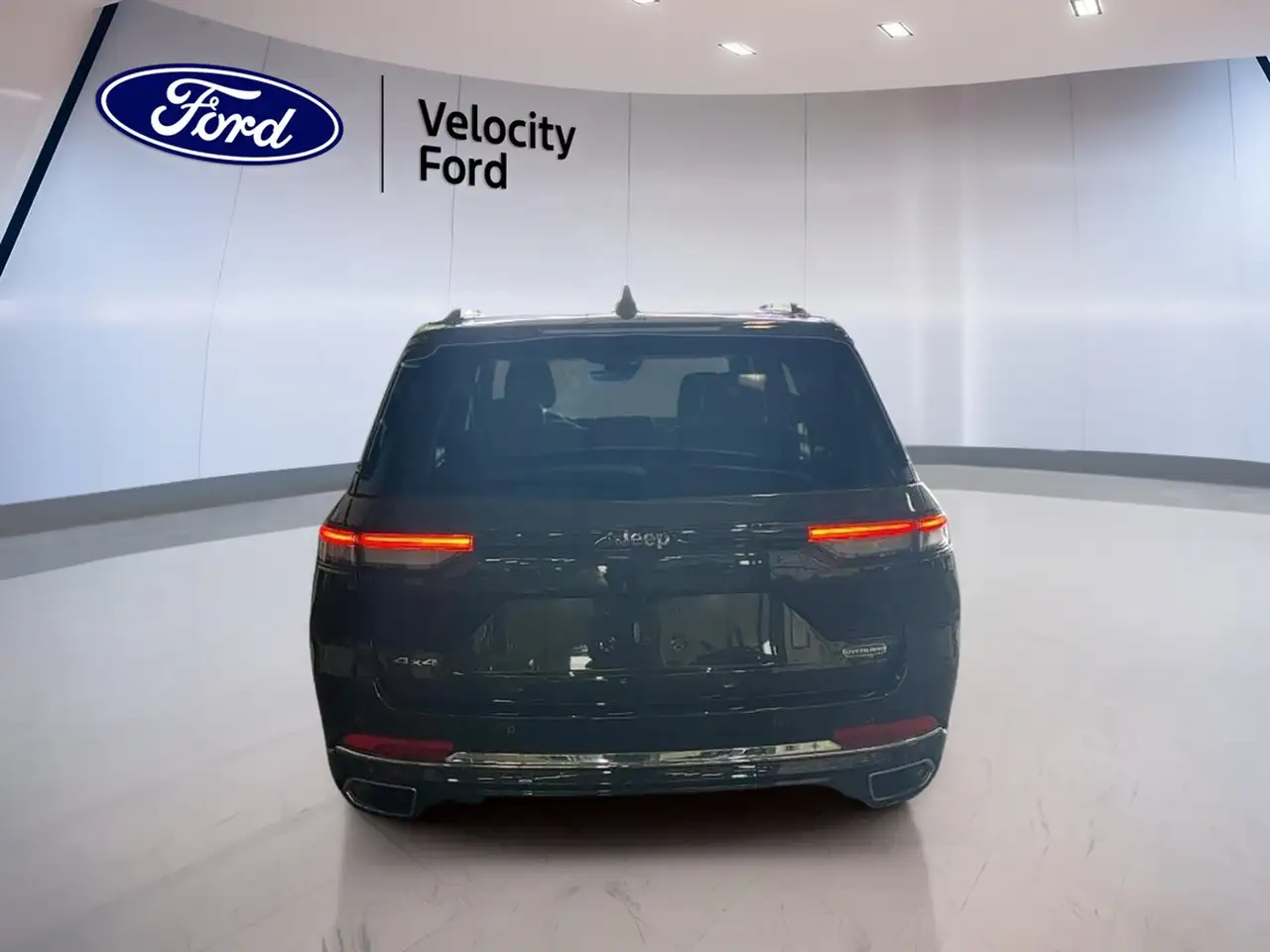 Jeep Grand Cherokee - Image 3