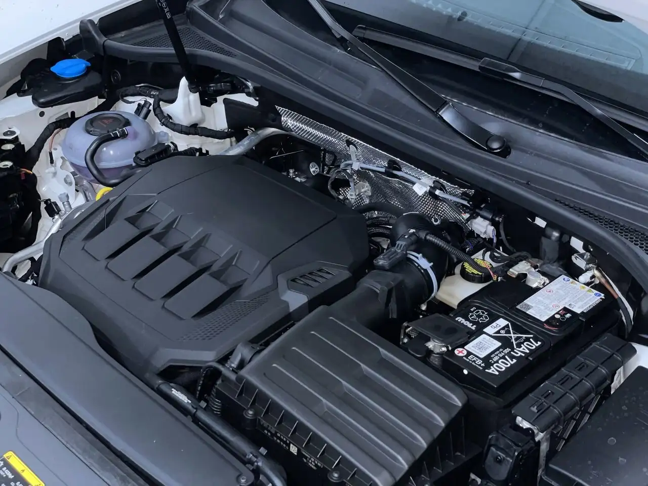 Audi Q3 - Image 33