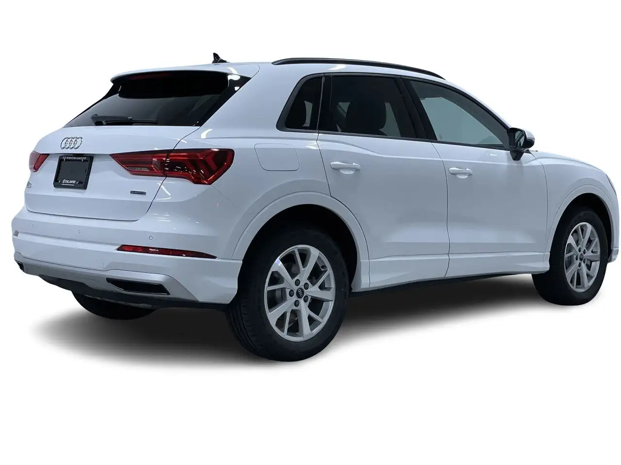 Audi Q3 - Image 14