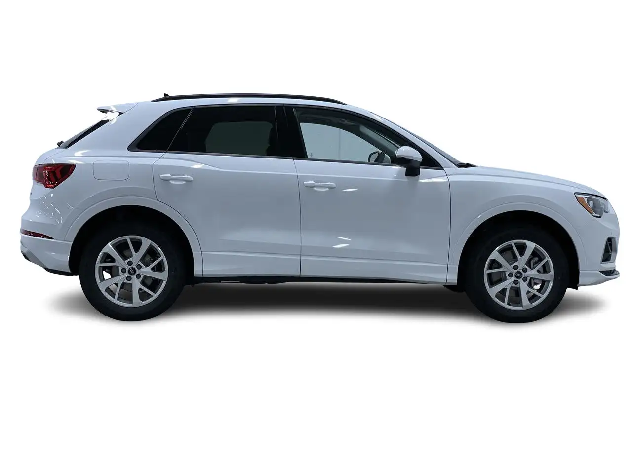 Audi Q3 - Image 15