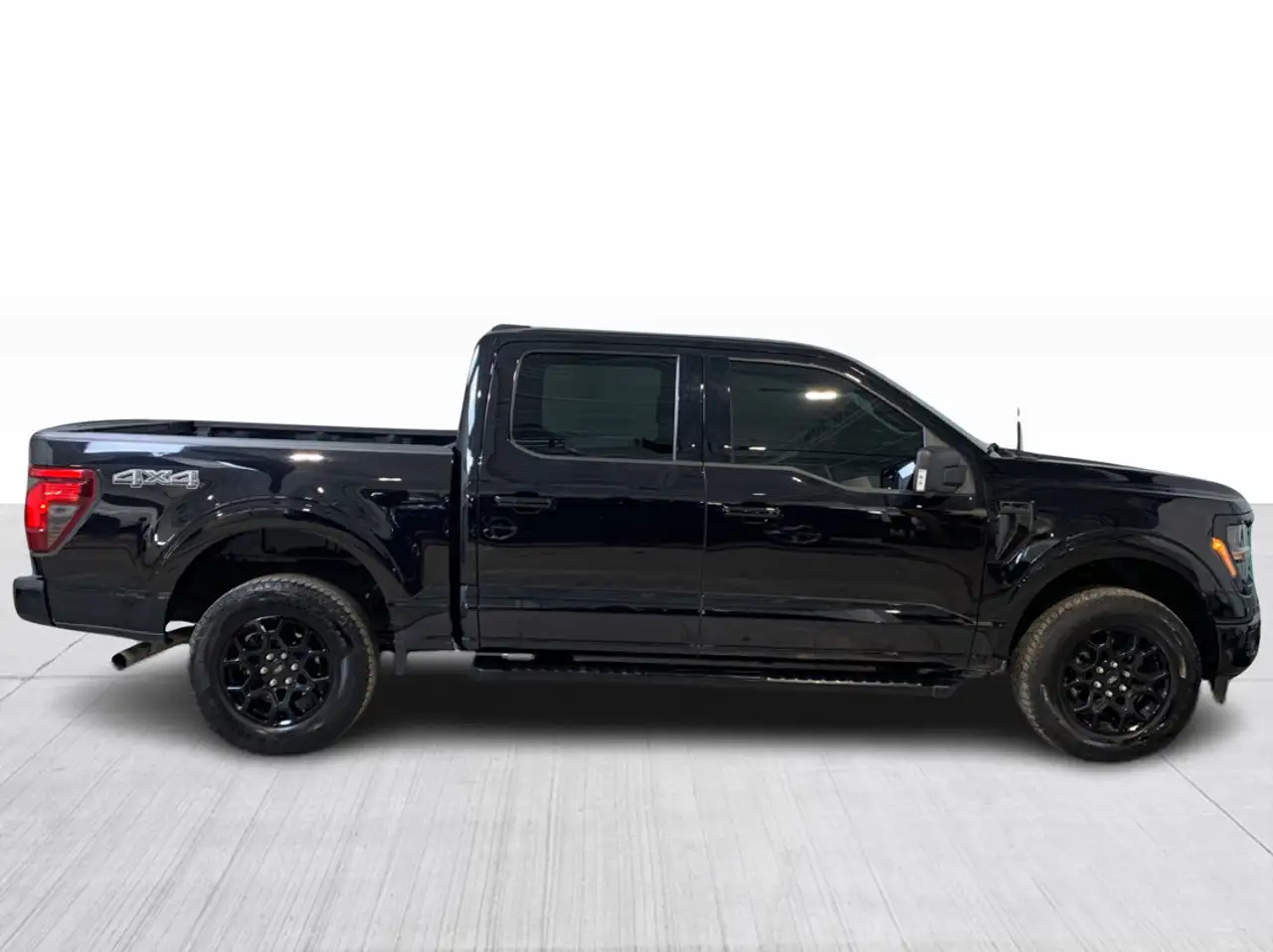 Ford F-150 - Image 10