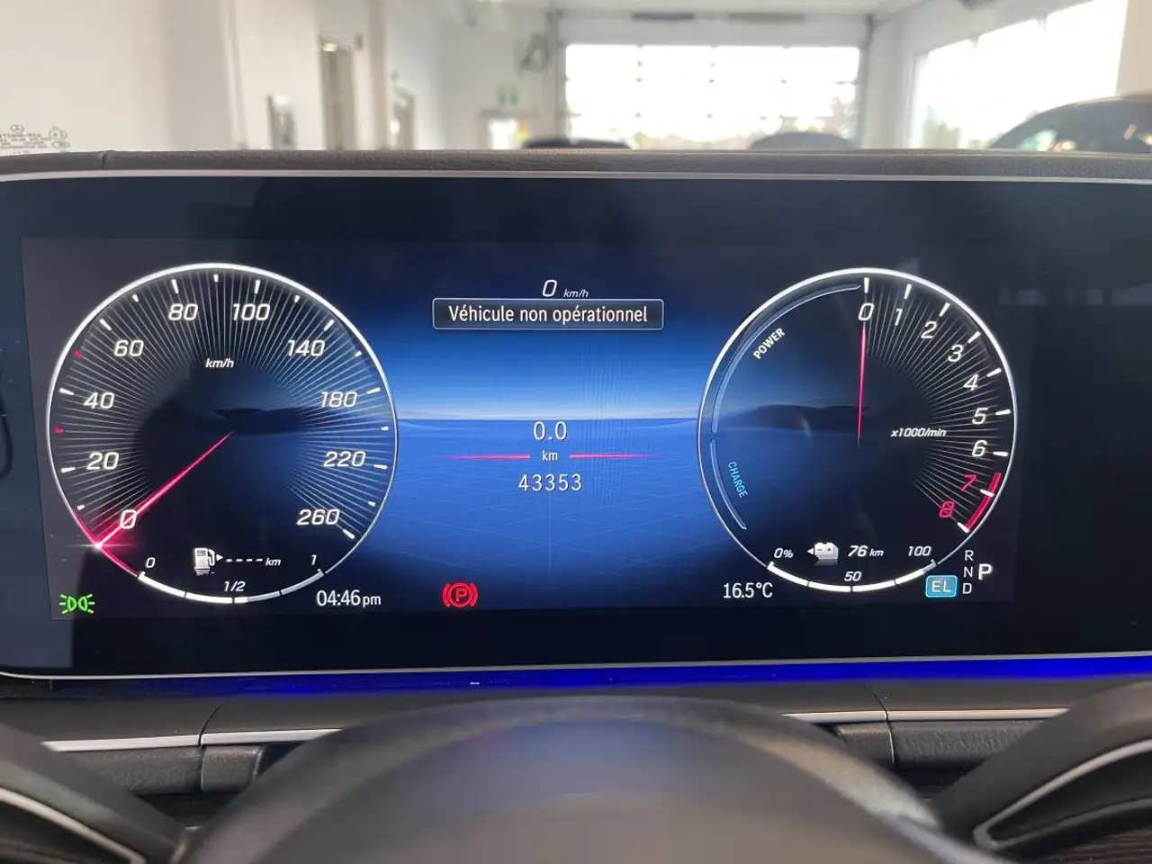 Mercedes-Benz GLE - Image 23