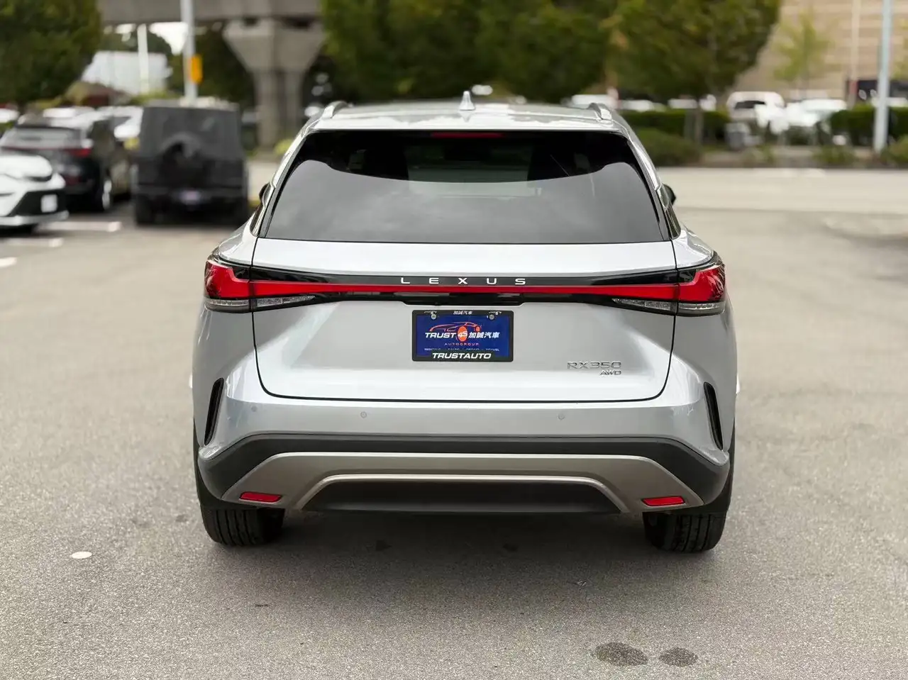 Lexus RX - Image 6