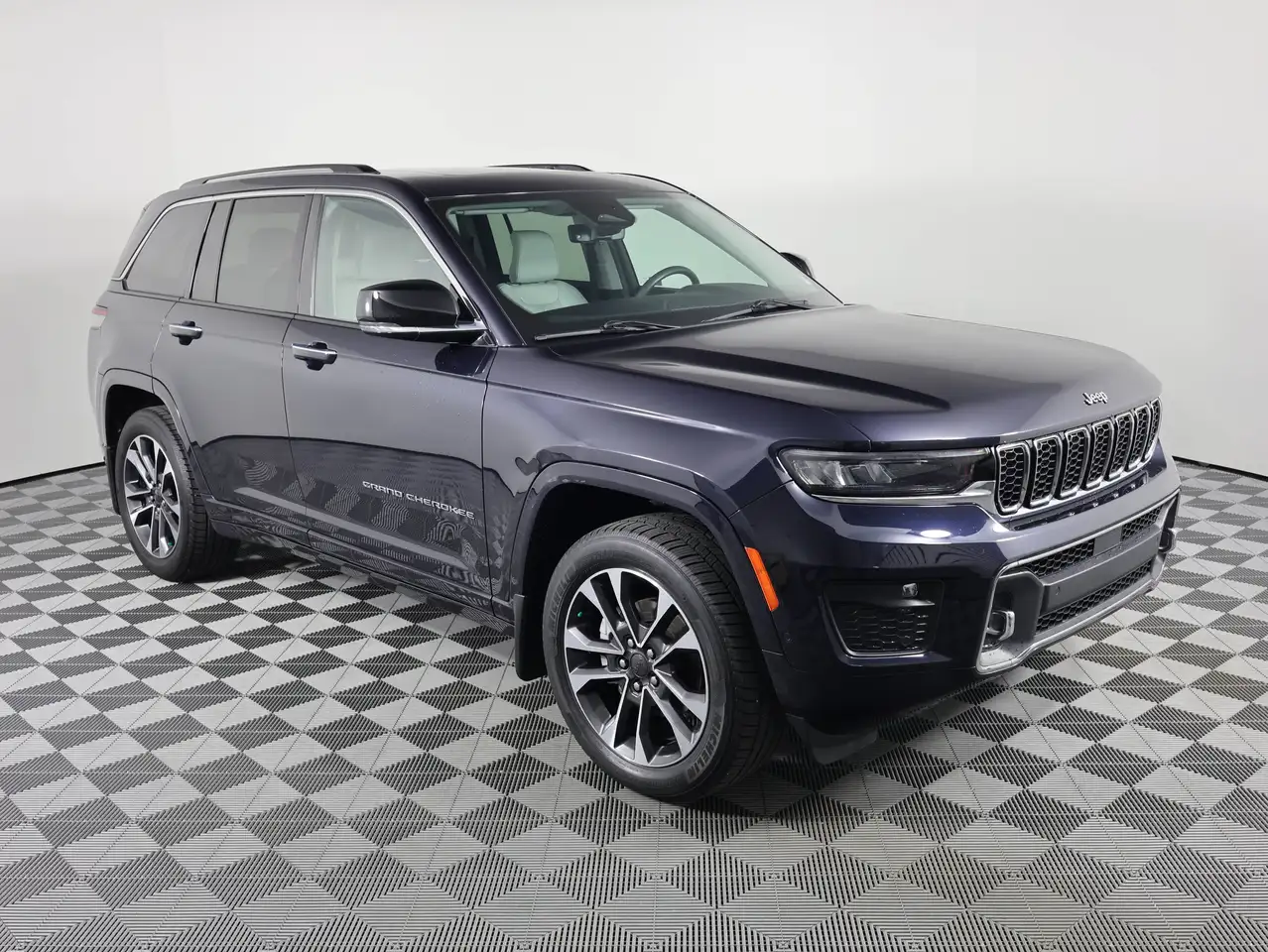 Jeep Grand Cherokee - Image 3