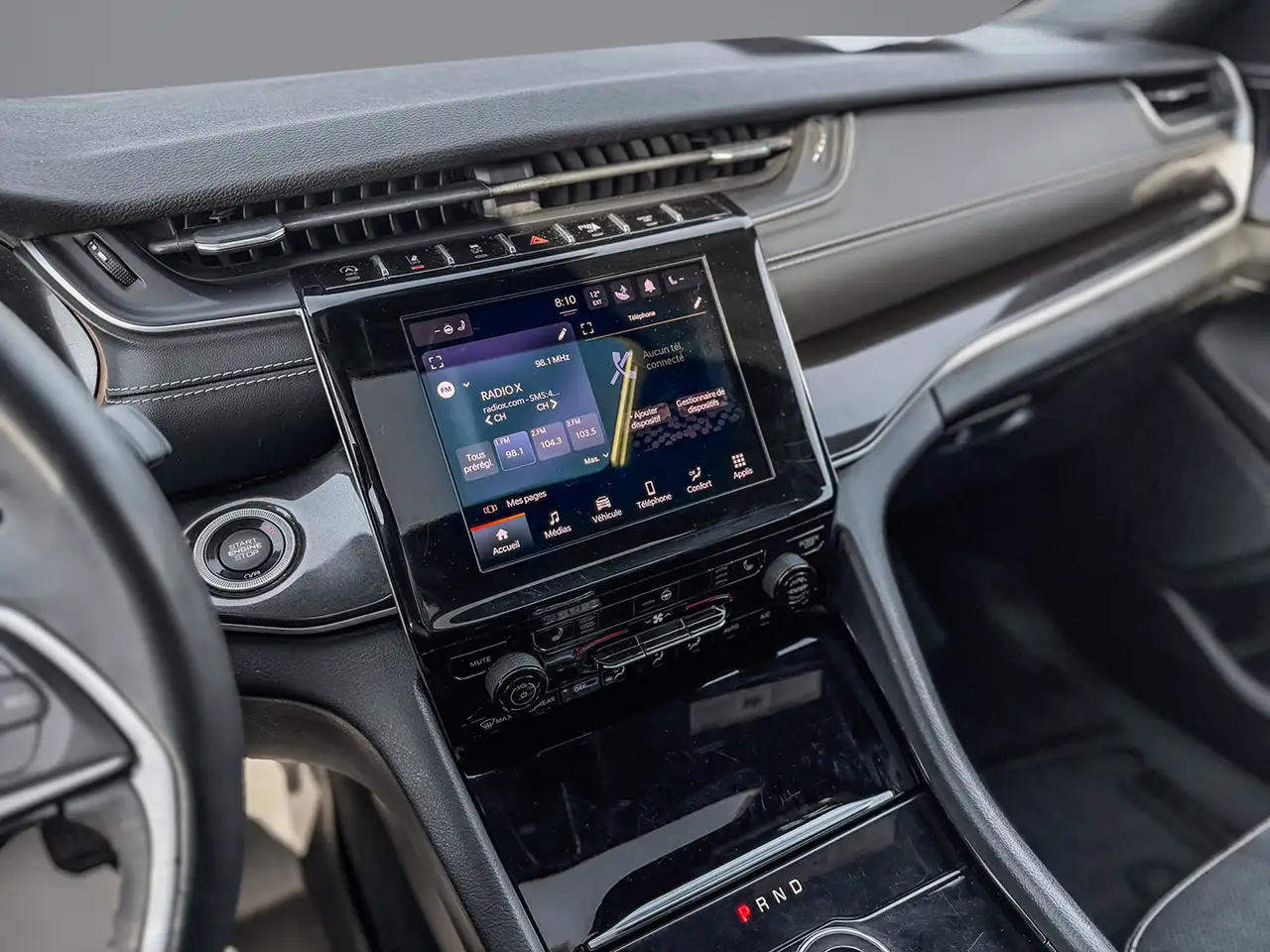 Jeep Grand Cherokee - Image 13