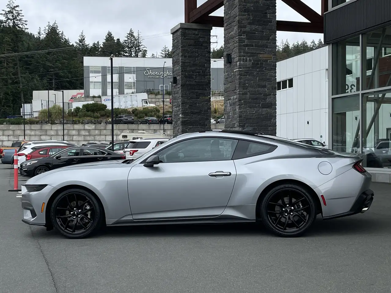 Ford Mustang - Image 9