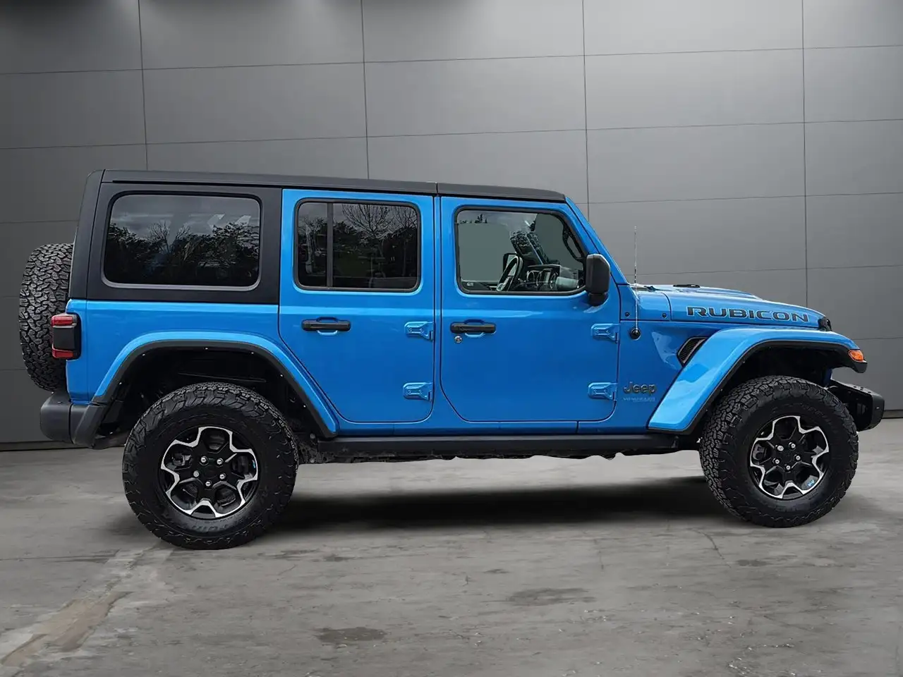 Jeep Wrangler - Image 10