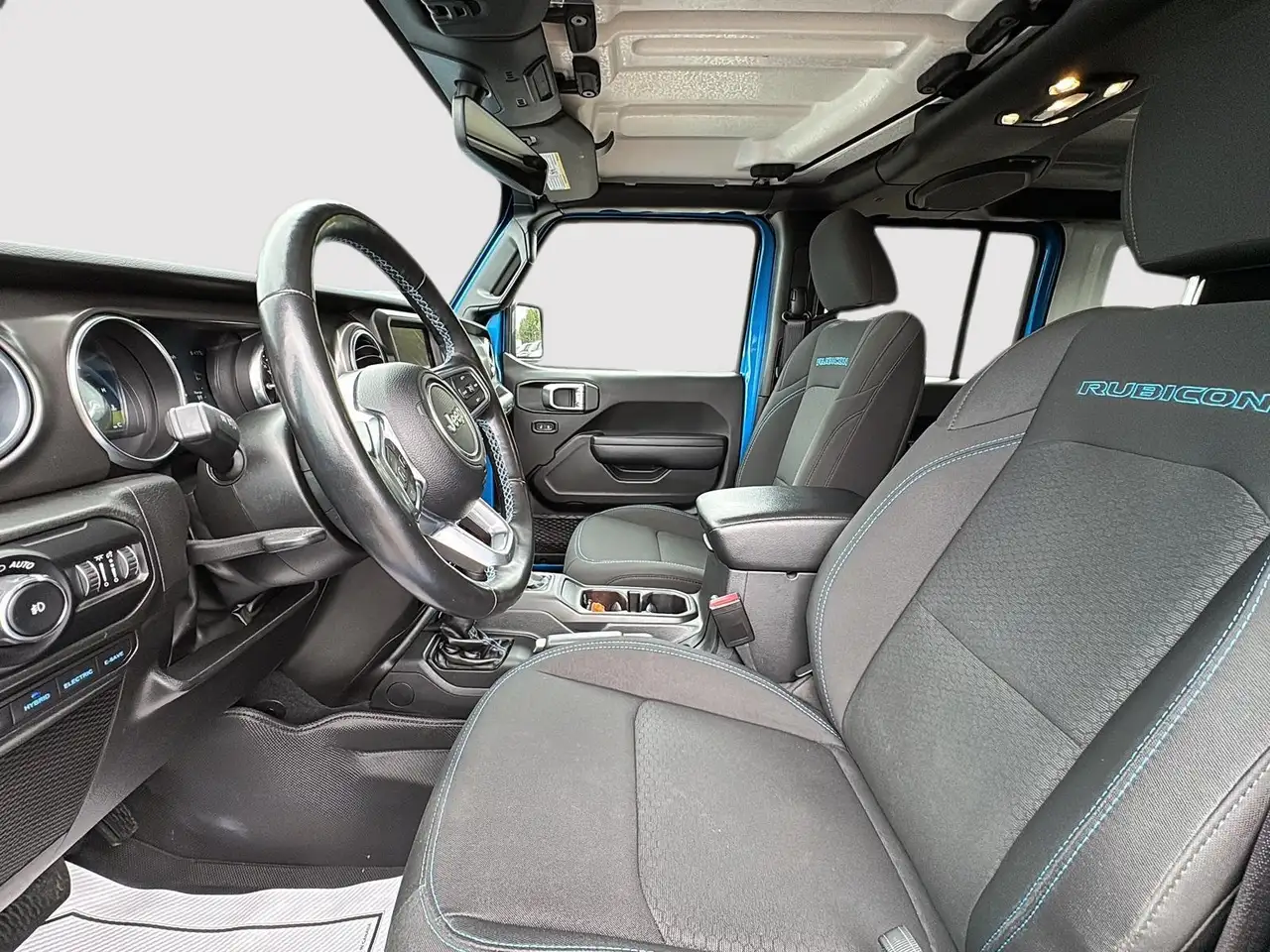 Jeep Wrangler - Image 15