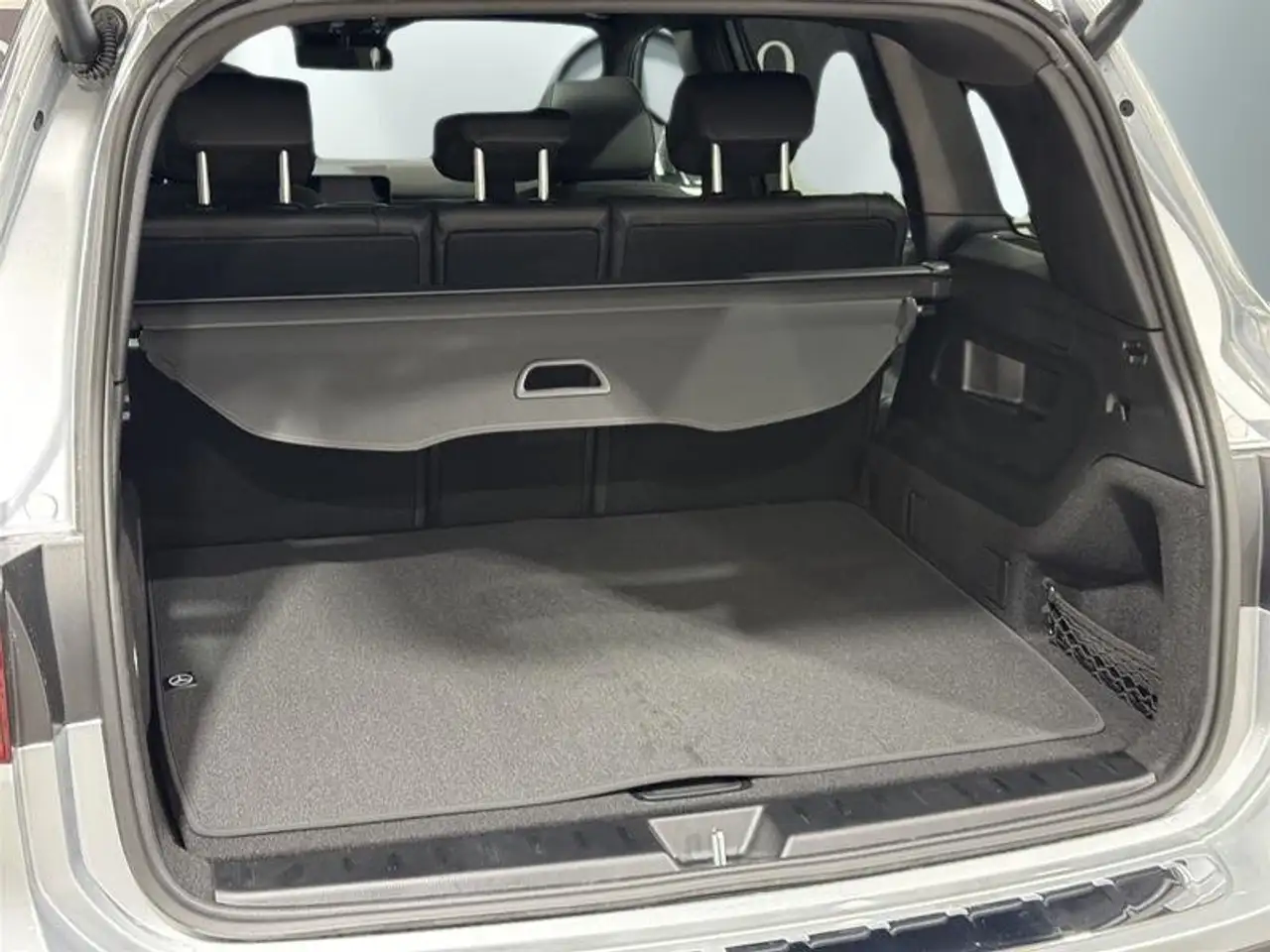Mercedes-Benz GLB - Image 9