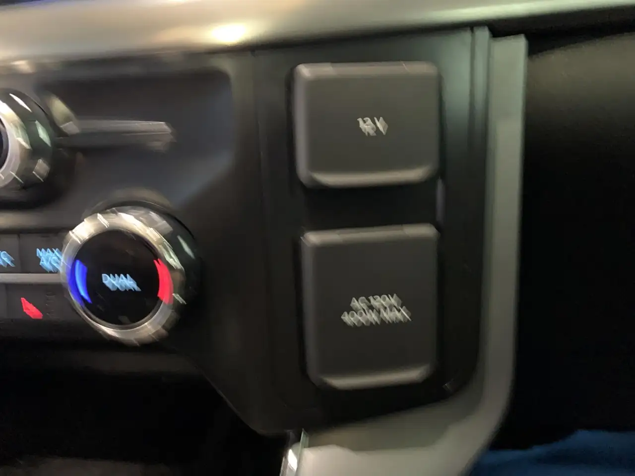 Ford F-150 - Image 22