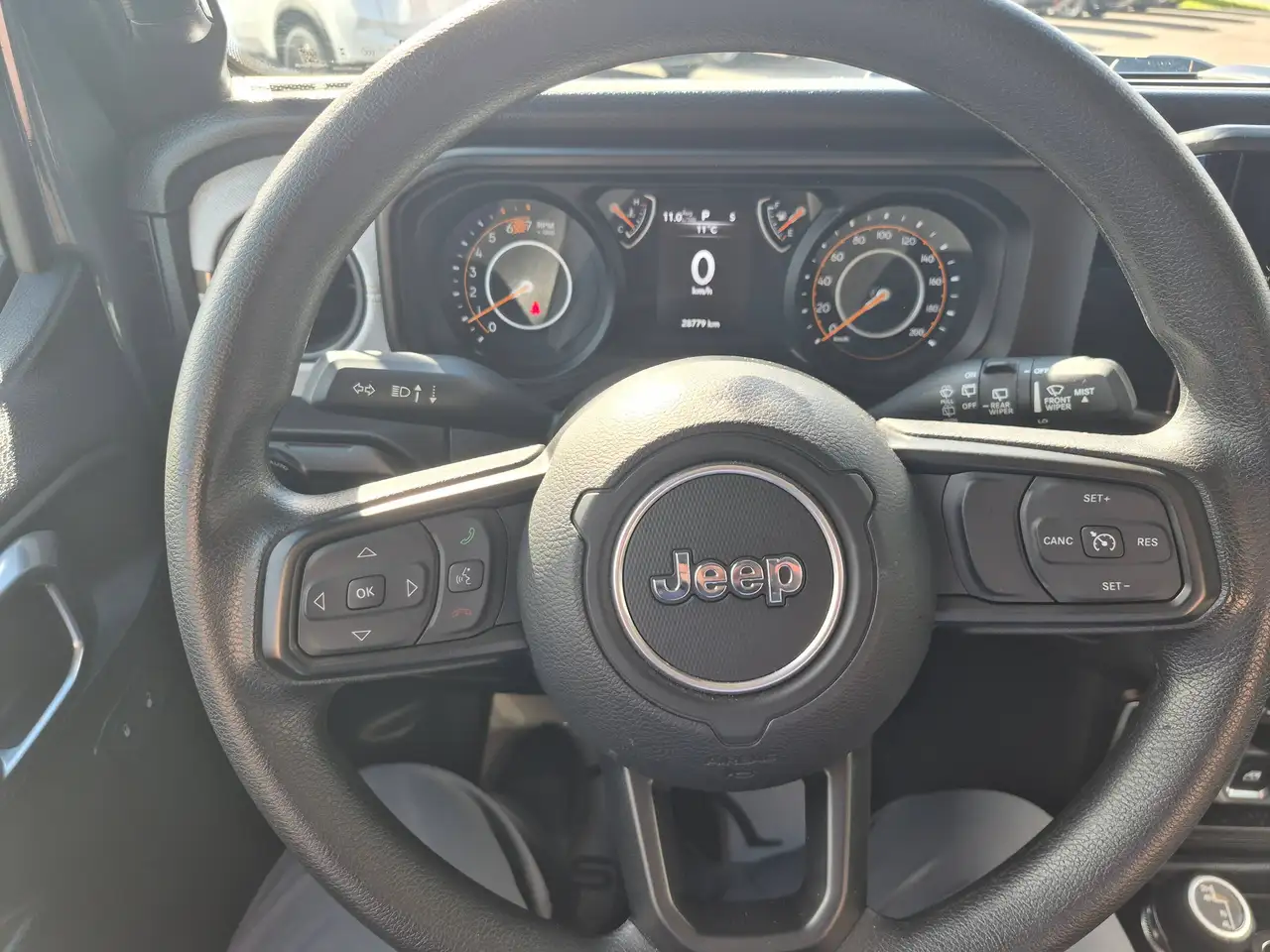 Jeep Wrangler - Image 12