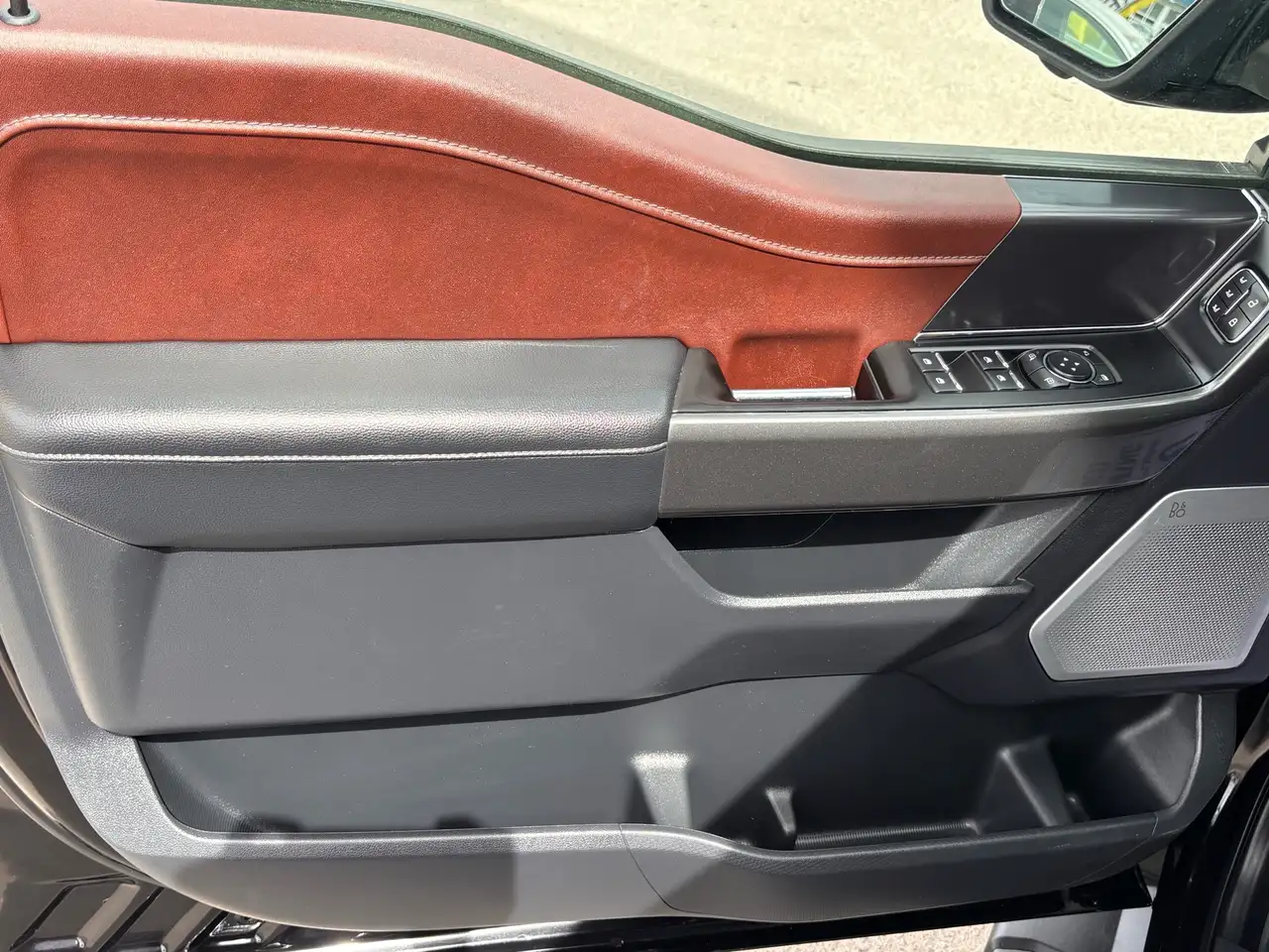 Ford F-150 - Image 8