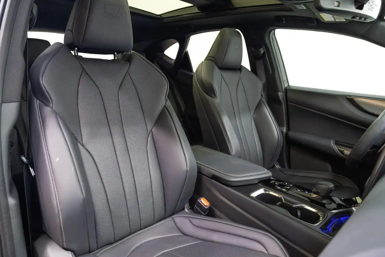 Lexus NX 350 - Image 27