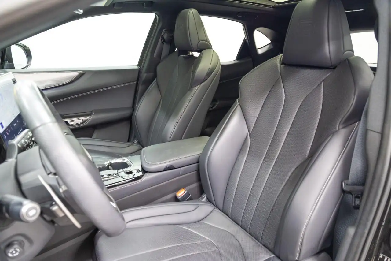 Lexus NX 350 - Image 18