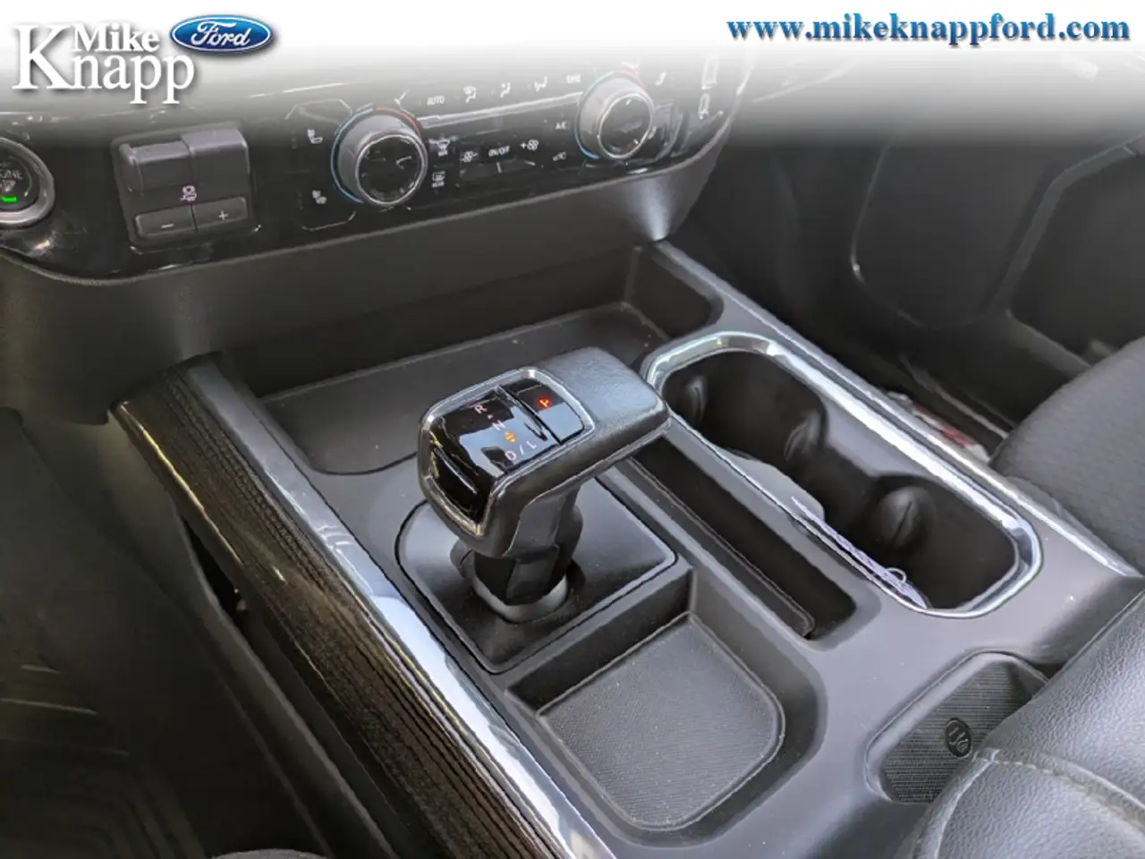 Chevrolet Silverado 1500 - Image 23