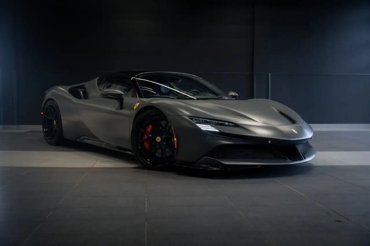 Ferrari SF90 Stradale