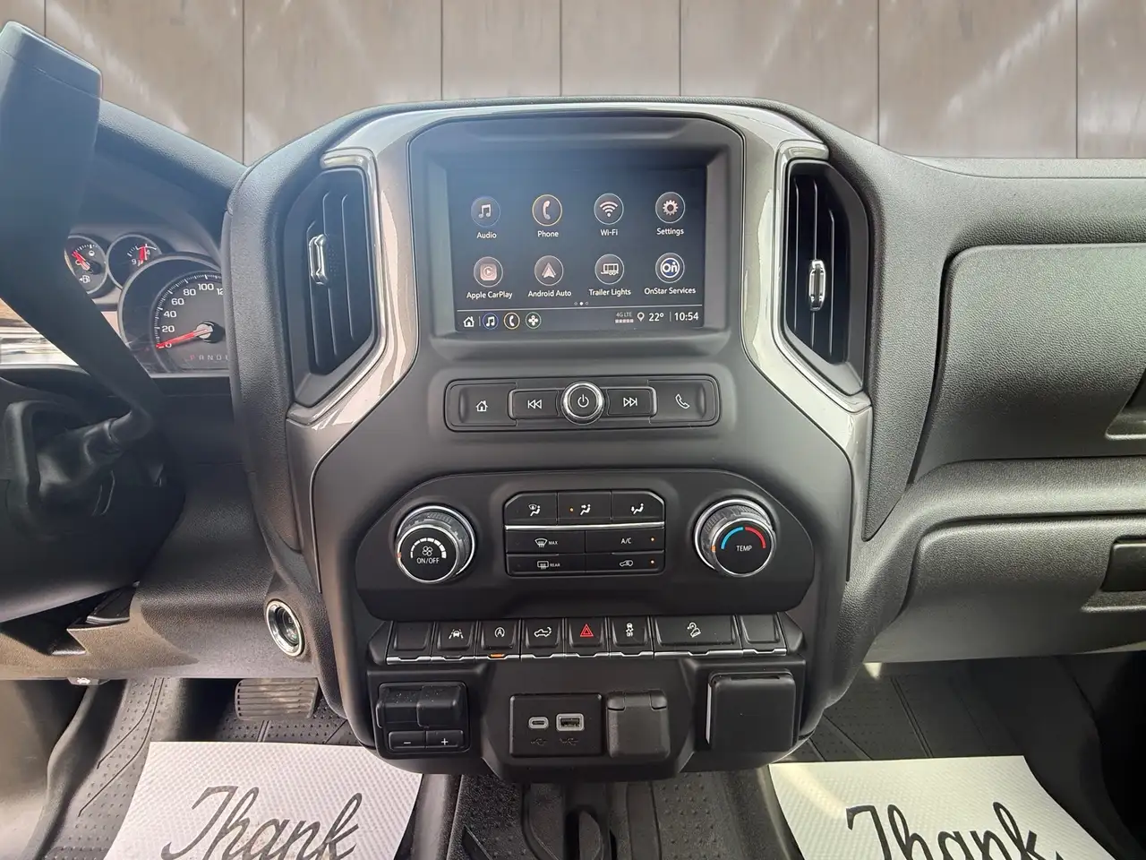 Chevrolet Silverado 1500 - Image 11