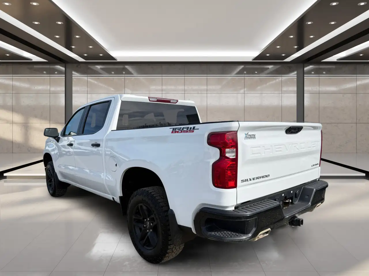 Chevrolet Silverado 1500 - Image 4