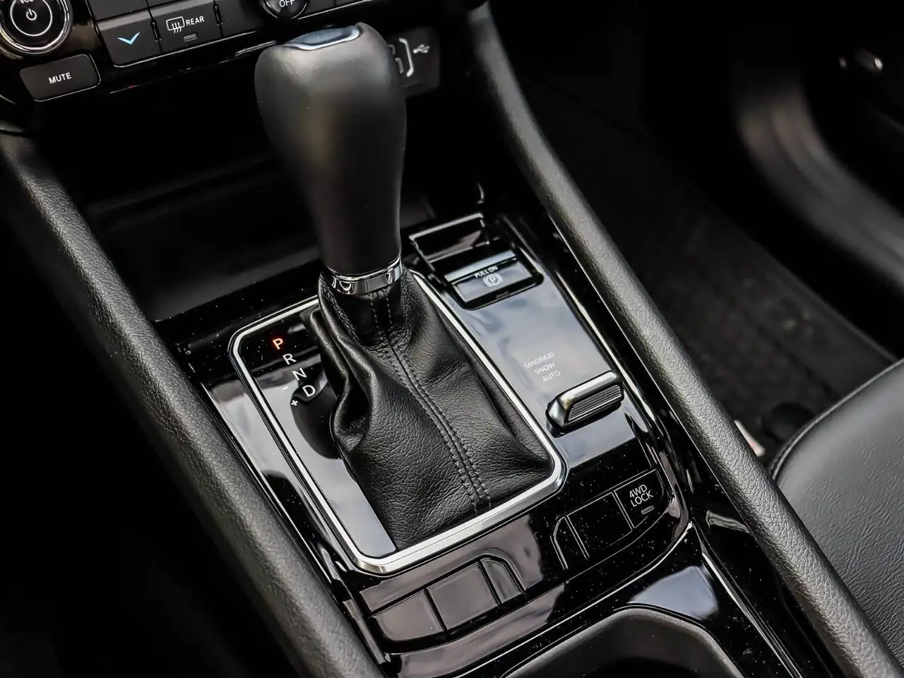 Jeep Compass - Image 23