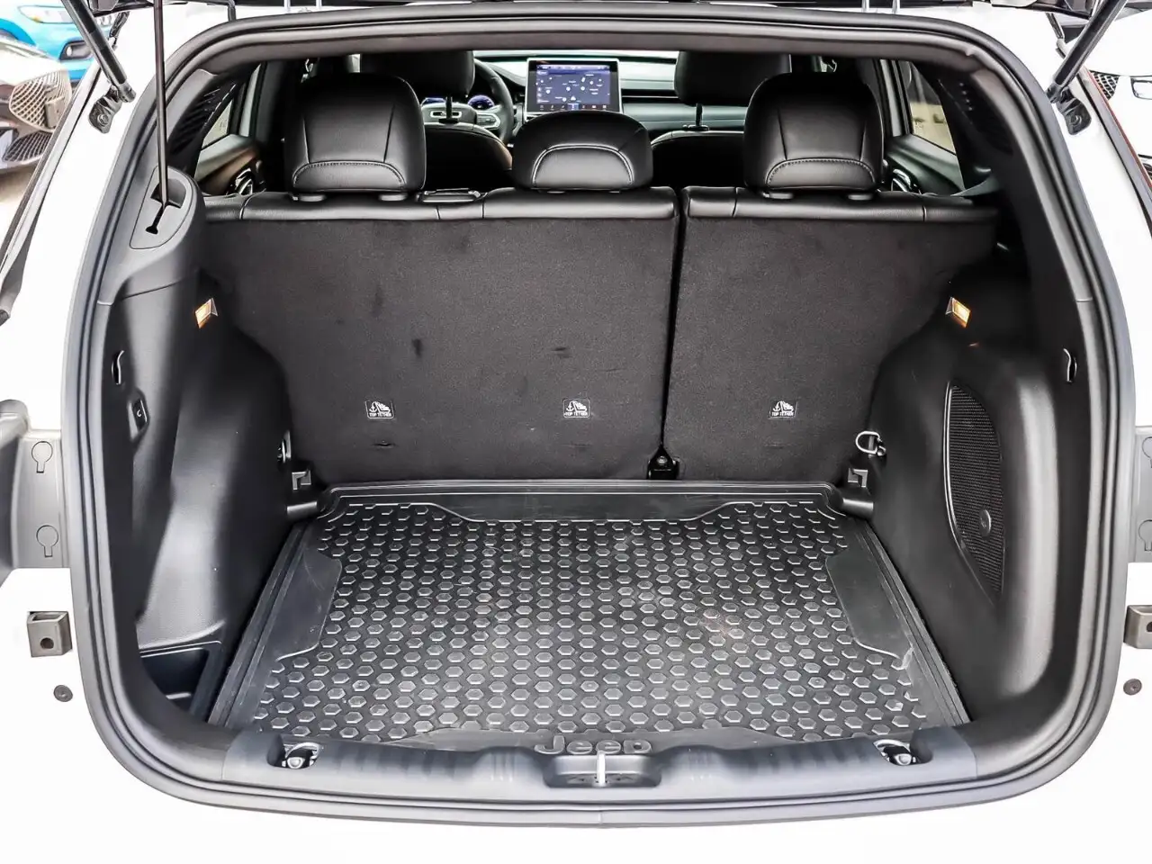 Jeep Compass - Image 15