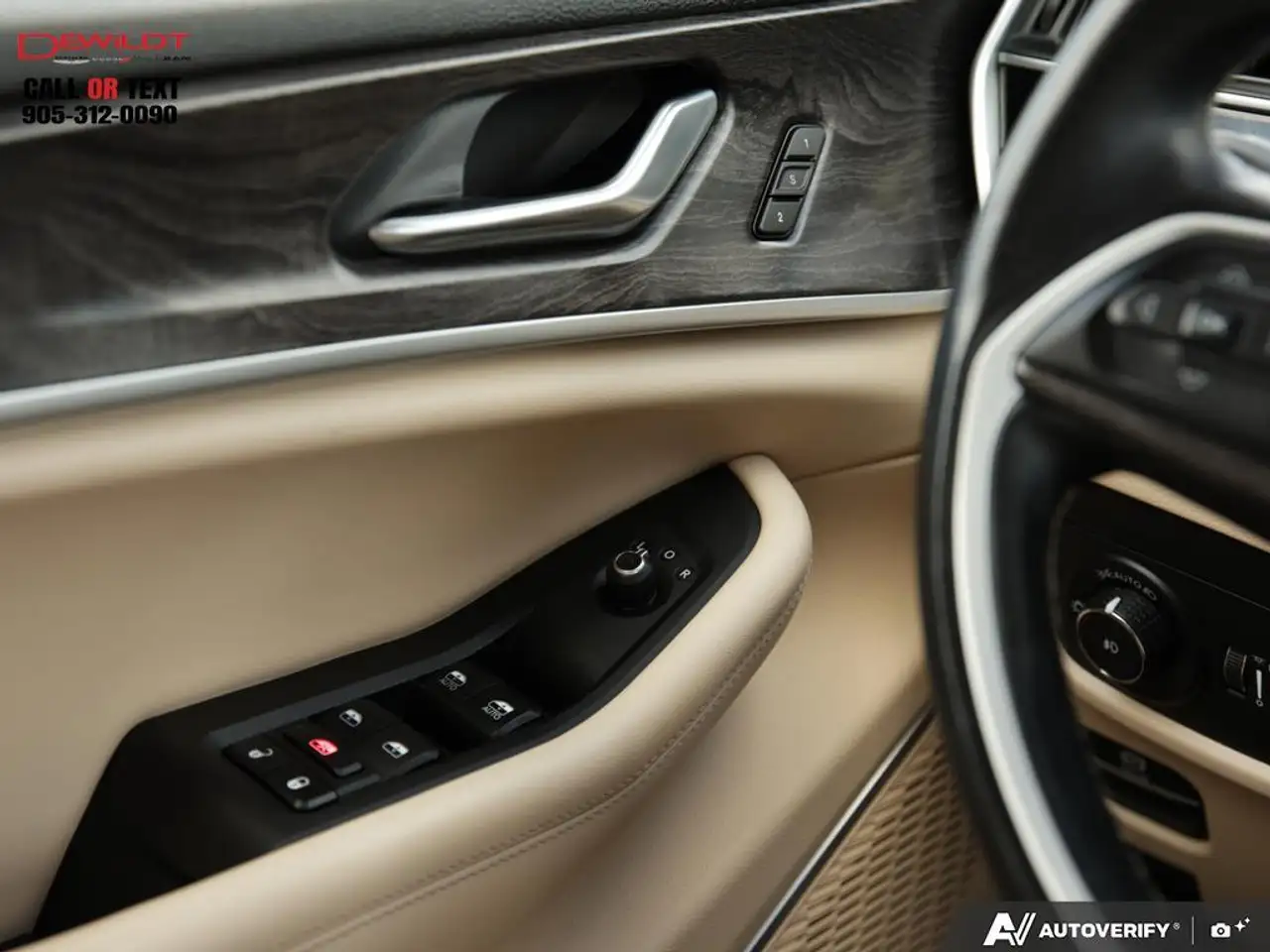 Jeep Grand Cherokee - Image 17
