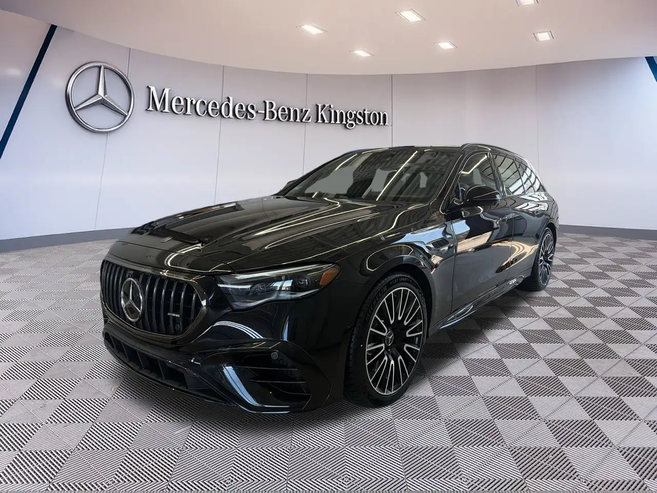 Mercedes-Benz E-Class - Image 11
