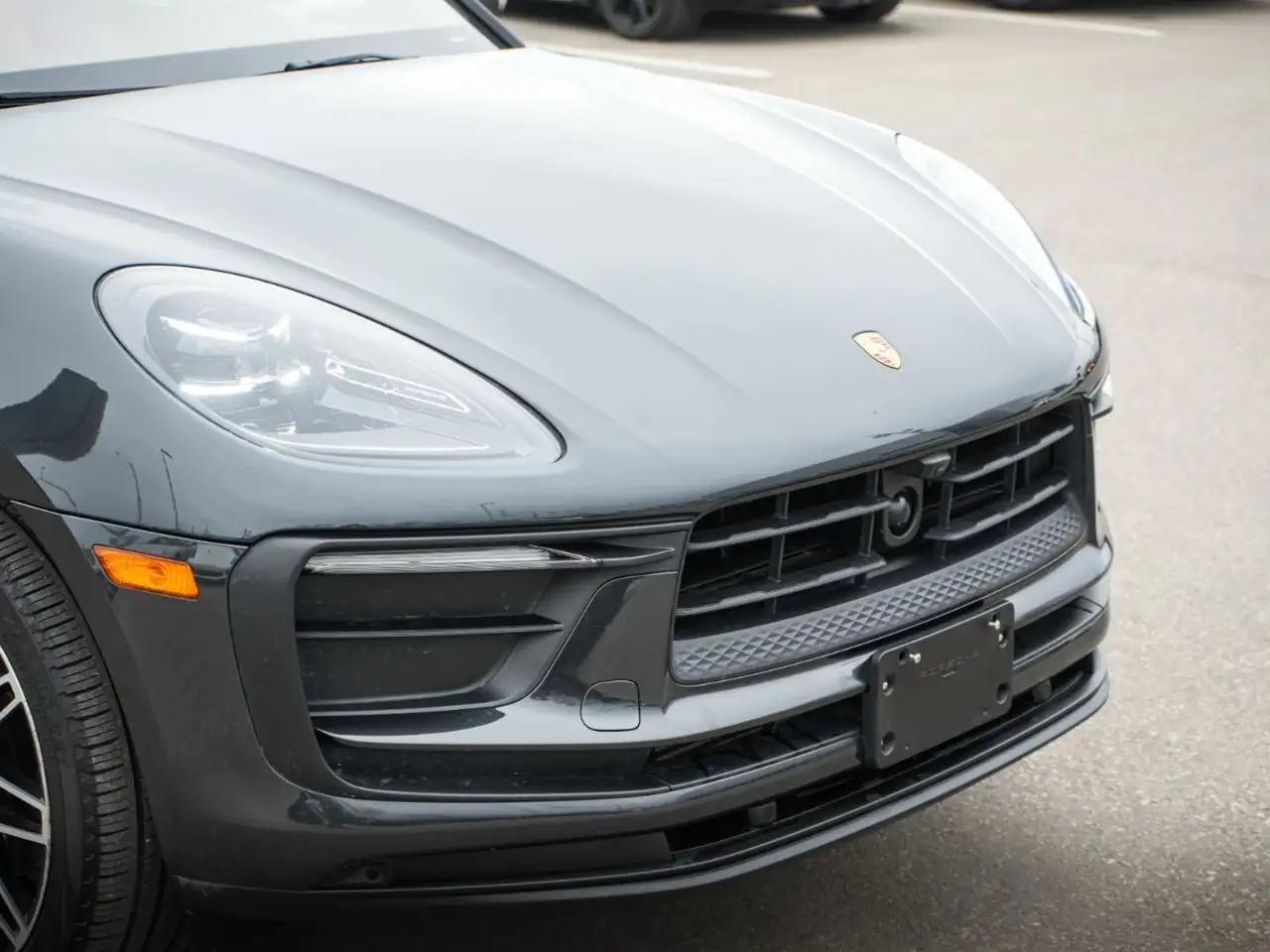 Porsche Macan - Image 10