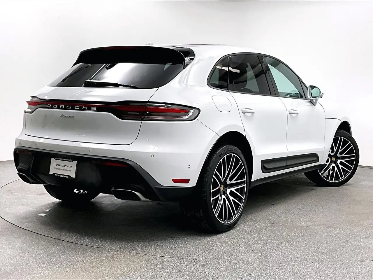 Porsche Macan - Image 5