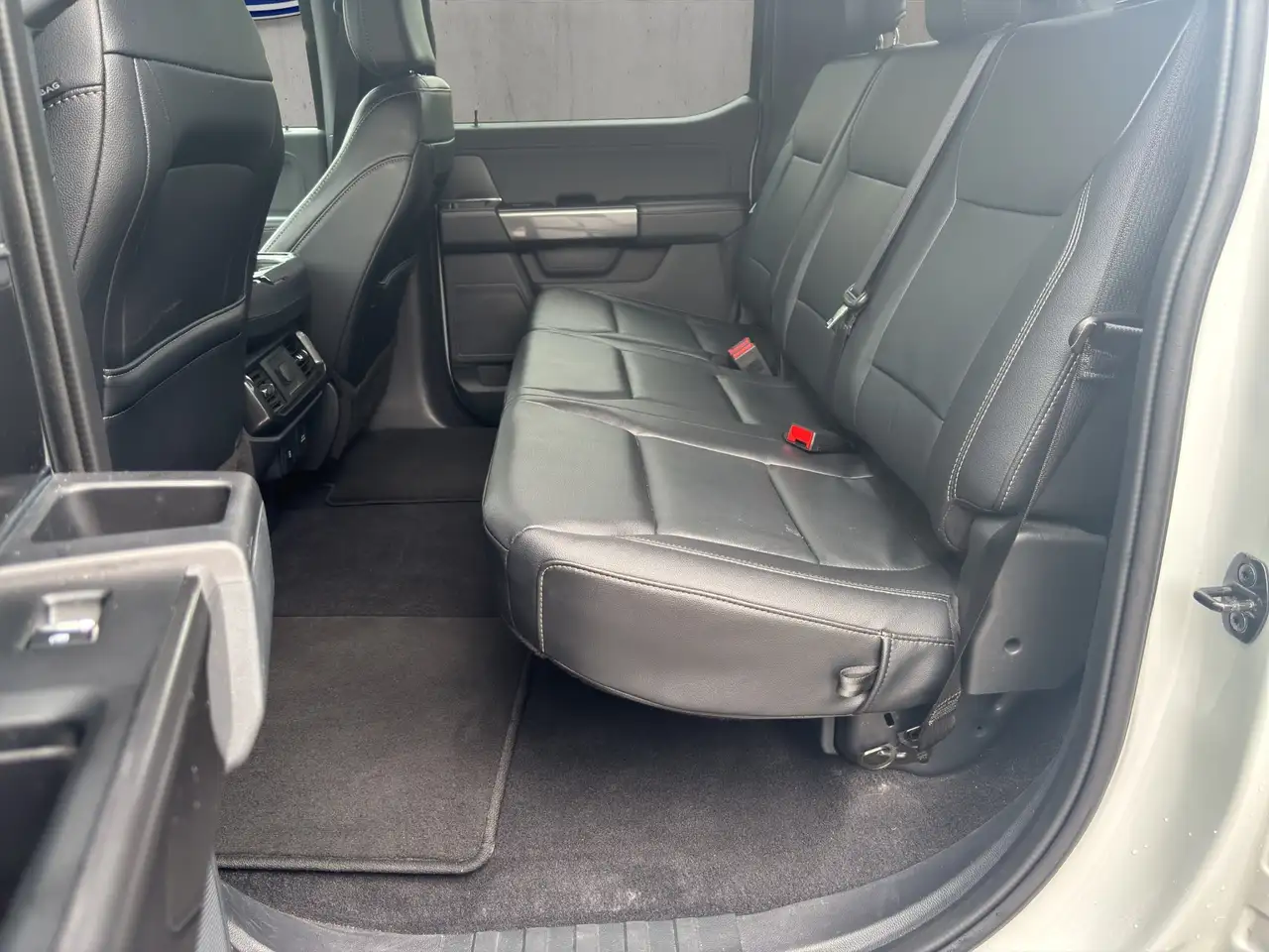 Ford F-150 - Image 13