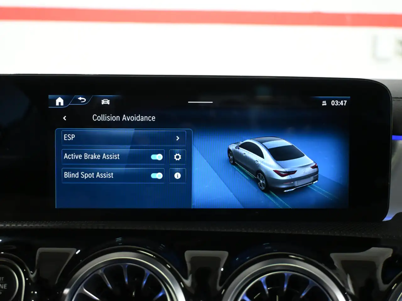 Mercedes-Benz CLA - Image 19
