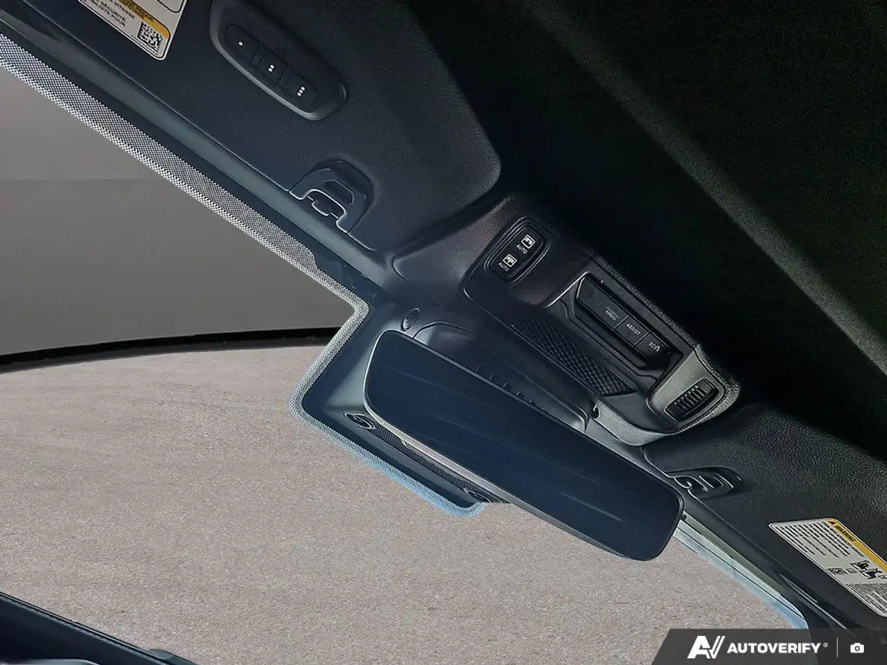 Jeep Wrangler - Image 21