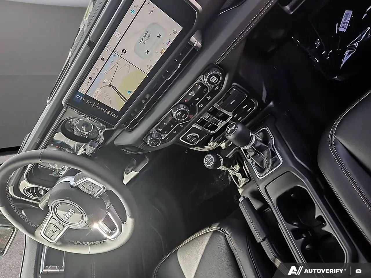 Jeep Wrangler - Image 18