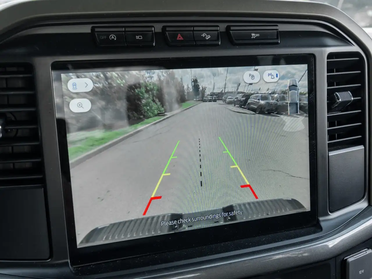 Ford F-150 - Image 18