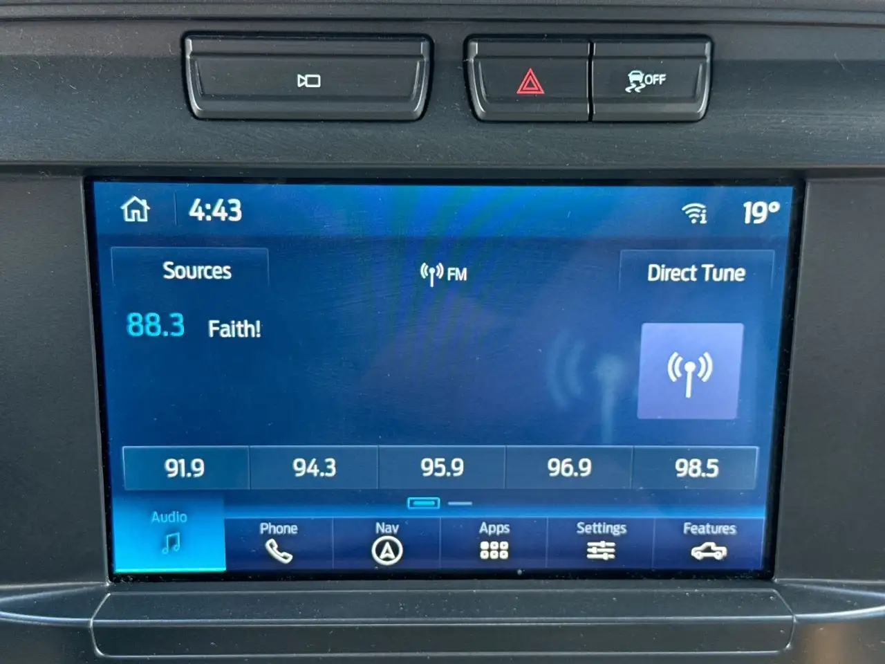 Ford F-150 - Image 17