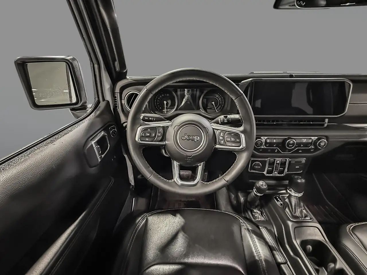 Jeep Wrangler - Image 16
