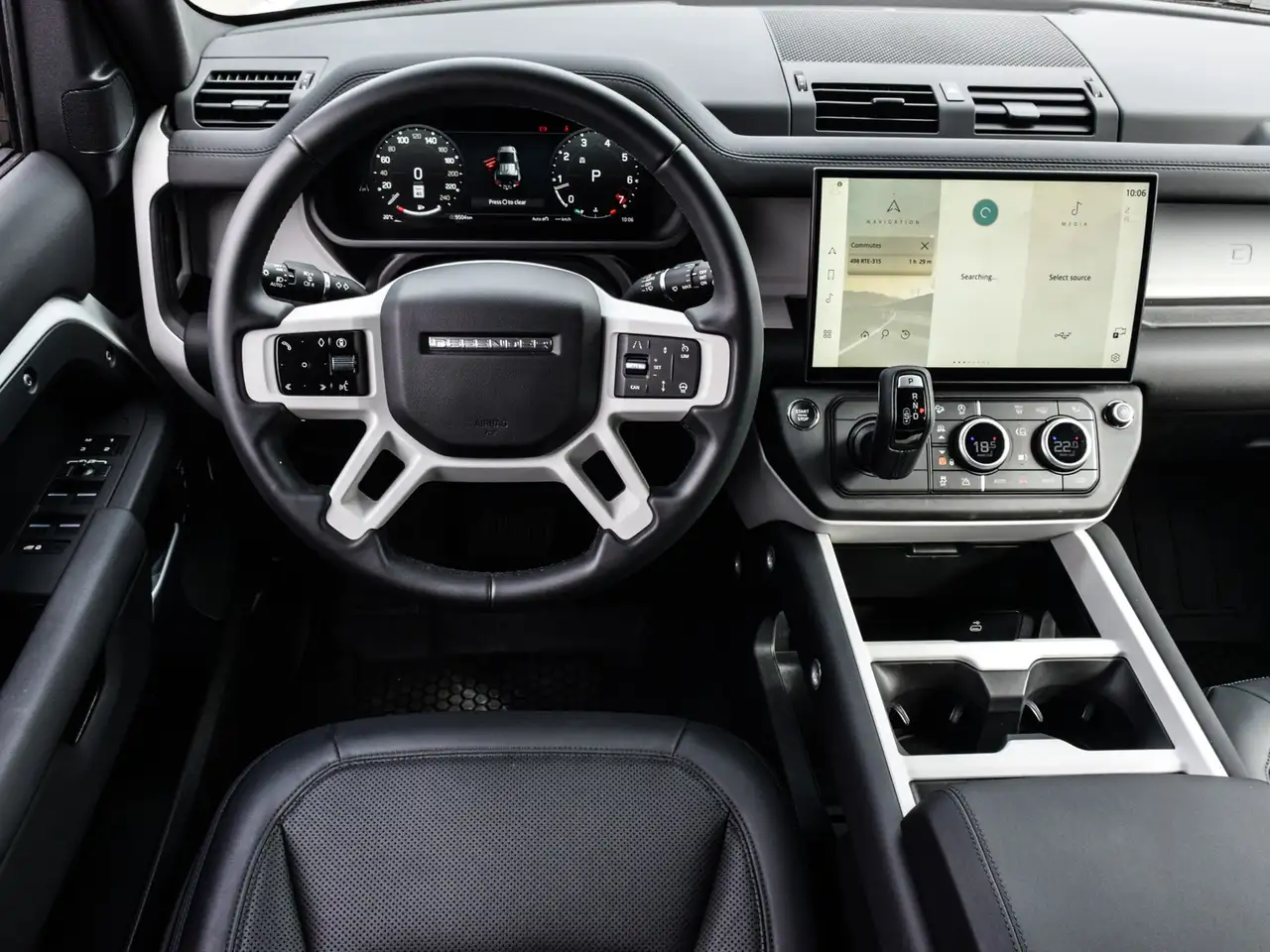 Land Rover Defender - Image 12