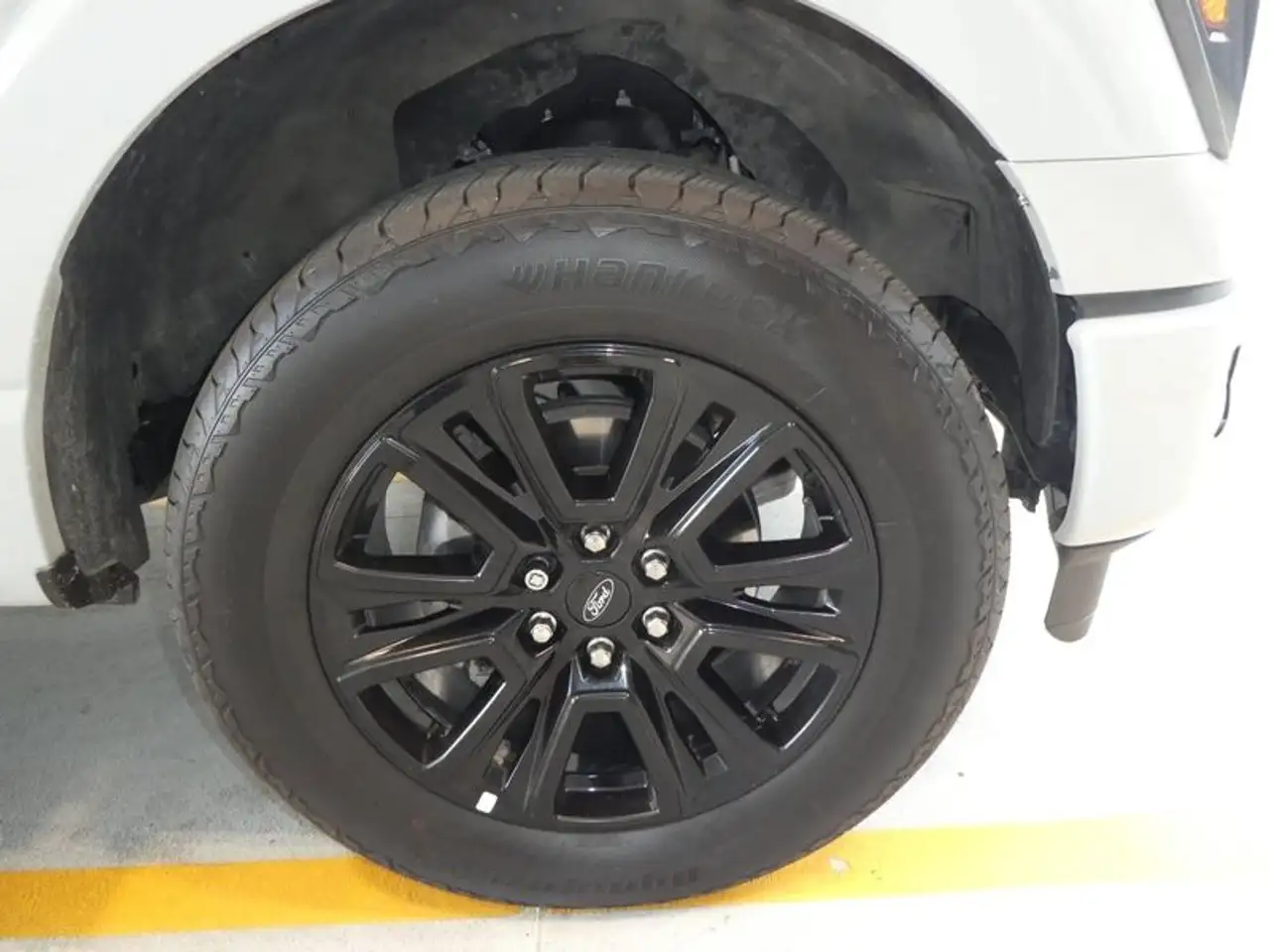 Ford F-150 - Image 27
