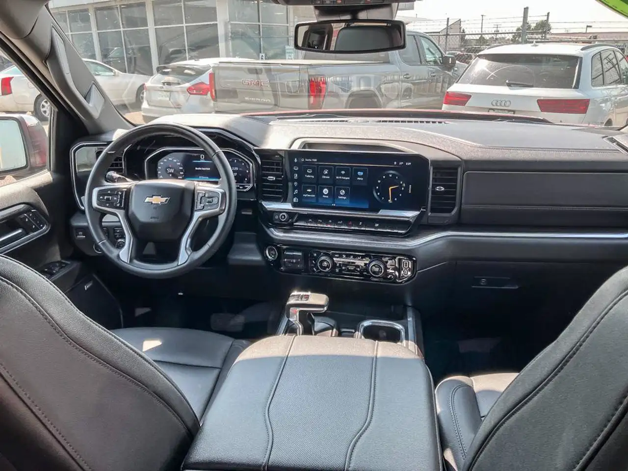 Chevrolet Silverado 1500 - Image 29