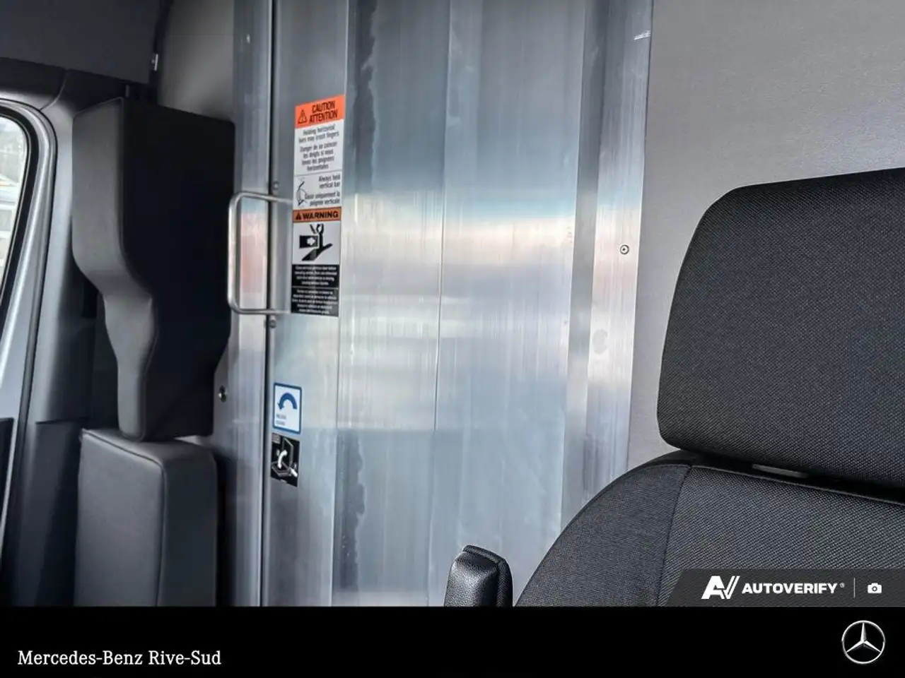 Mercedes-Benz Sprinter - Image 12