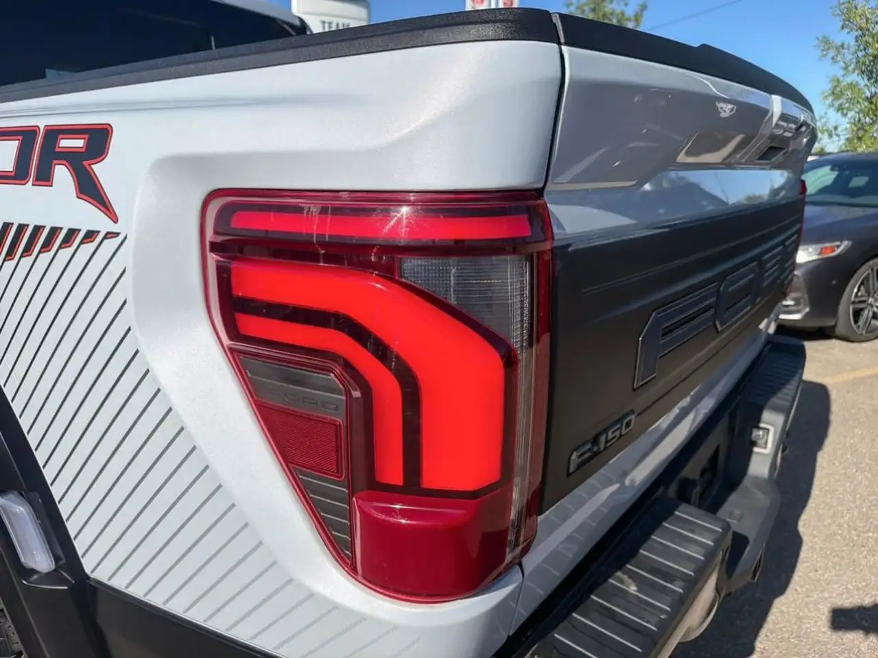 Ford F-150 - Image 11