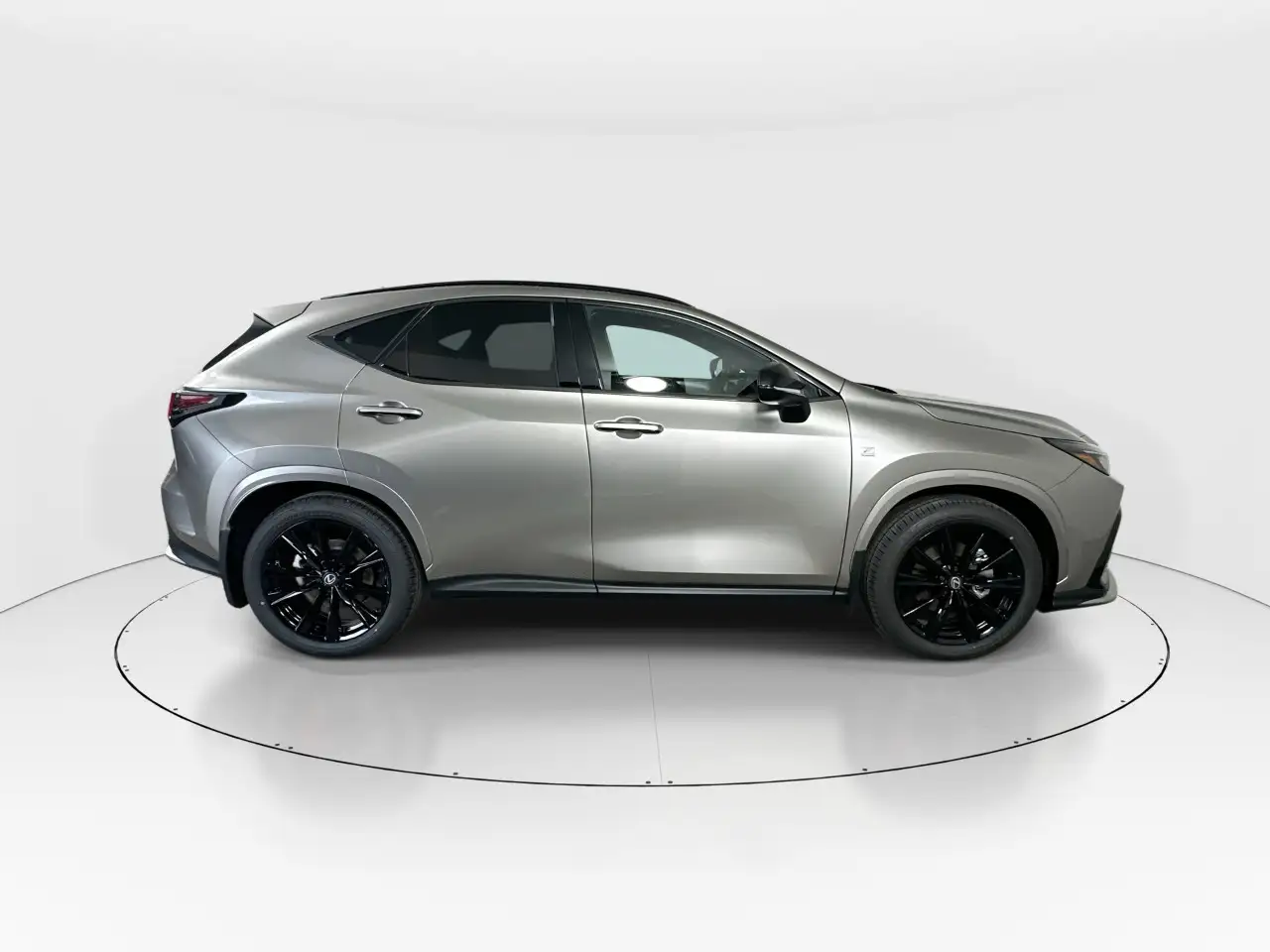 Lexus NX - Image 8