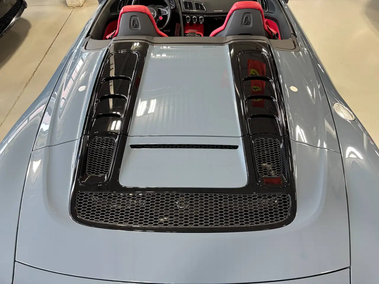 Audi R8 - Image 17