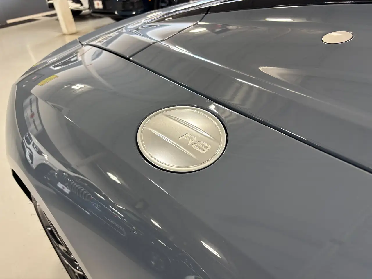 Audi R8 - Image 11