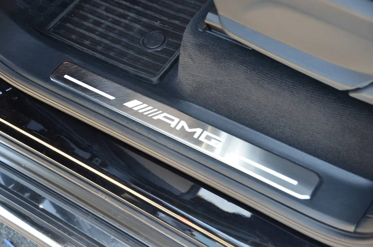 Mercedes-Benz G-Class - Image 25