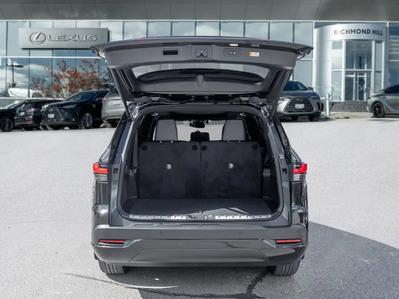 Lexus TX - Image 8